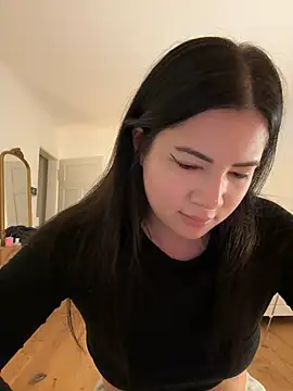 clairewntr online show from January 6, 2025, 10:26 pm