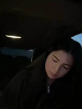 clairewntr online show from February 26, 2025, 5:28 pm