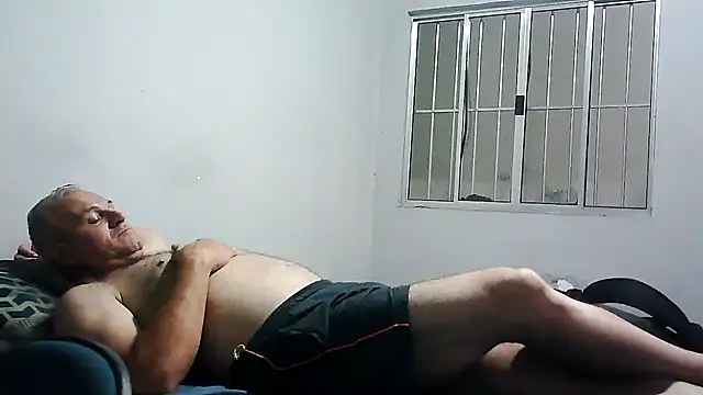 eduar570 online show from December 21, 2025, 12:51 am