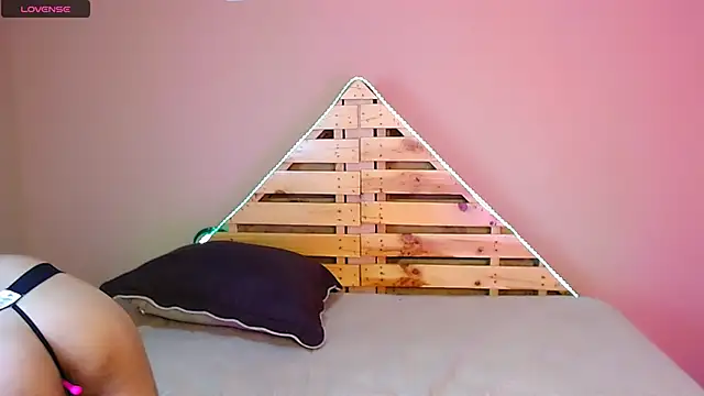 Snapshot of sexxgods chatting on February 18, 2025, 11:52 pm sexxgods online show from February 18, 2025, 11:52 pm