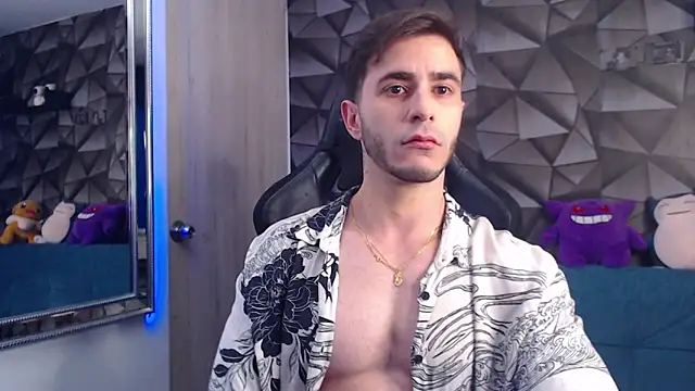 Latino stud4u online show from October 29, 2025, 1:52 am