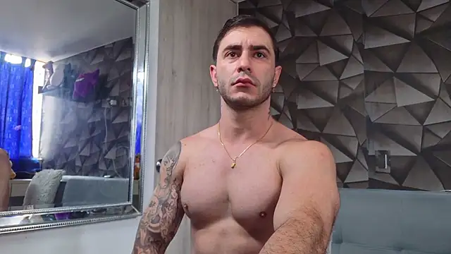 Latino stud4u online show from May 31, 2026, 5:20 pm