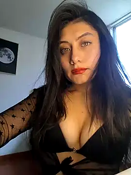 Snapshot of _Danna chatting on December 1, 2024, 7:58 pm  Danna online show from December 1, 2024, 7:58 pm