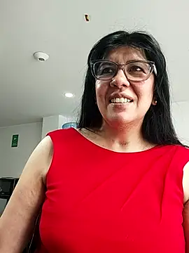 aisha latina online show from July 27, 2026, 2:24 pm