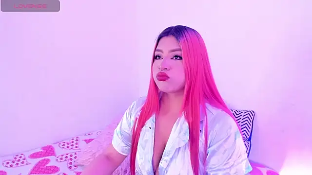 SophieRossi online show from September 29, 2025, 2:22 pm