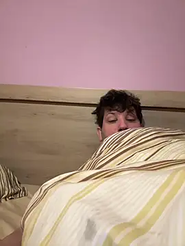 Snapshot of Taxidriver1988 chatting on February 3, 2025, 4:46 am Taxidriver1988 online show from February 3, 2025, 4:46 am