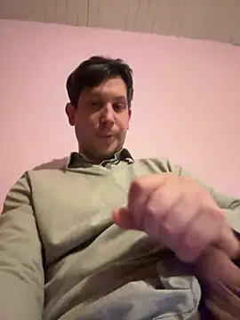 Snapshot of Taxidriver1988 chatting on February 11, 2025, 3:29 pm Taxidriver1988 online show from February 11, 2025, 3:29 pm