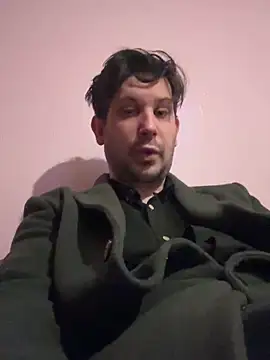 Snapshot of Taxidriver1988 chatting on February 17, 2025, 6:37 pm Taxidriver1988 online show from February 17, 2025, 6:37 pm