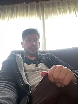 Snapshot of Taxidriver1988 chatting on March 13, 2025, 1:29 pm Taxidriver1988 online show from March 13, 2025, 1:29 pm