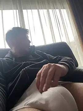 Snapshot of Taxidriver1988 chatting on March 15, 2025, 8:48 am Taxidriver1988 online show from March 15, 2025, 8:48 am