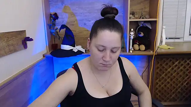 JosieJun  online show from October 30, 2025, 7:58 pm