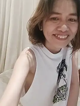 Little suzy5 online show from February 17, 2025, 8:58 pm