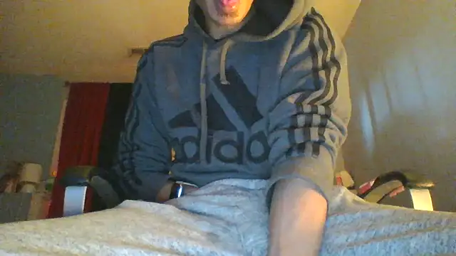hottboyy45 online show from May 2, 2026, 4:45 pm