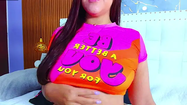 IrresistibleMilf online show from February 7, 2025, 12:50 pm