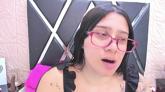 MiaCelestte online show from January 28, 2025, 11:07 pm