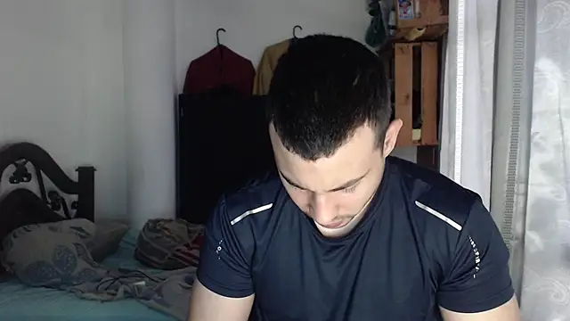 Snapshot of Armando_2002 chatting on July 14, 2026, 1:50 pm Armando 2002 online show from July 14, 2026, 1:50 pm