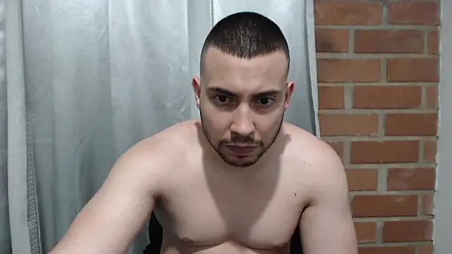Snapshot of Armando_2002 chatting on July 20, 2026, 5:00 am Armando 2002 online show from July 20, 2026, 5:00 am