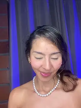 Snapshot of RouseColins chatting on March 12, 2025, 1:47 am RouseColins online show from March 12, 2025, 1:47 am