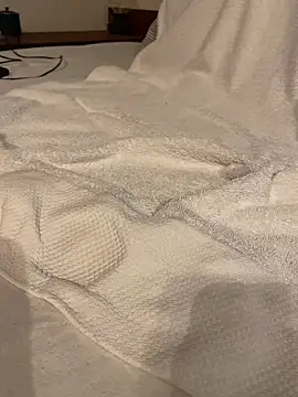 freepeting online show from February 15, 2025, 9:05 am