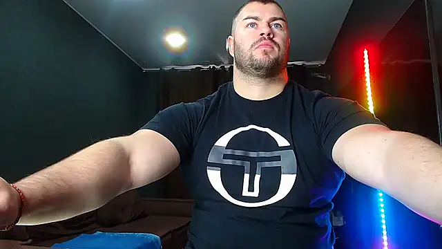 muscularjohnforuX online show from February 17, 2025, 8:30 am