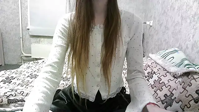 KittyBounty online show from December 19, 2025, 3:19 pm