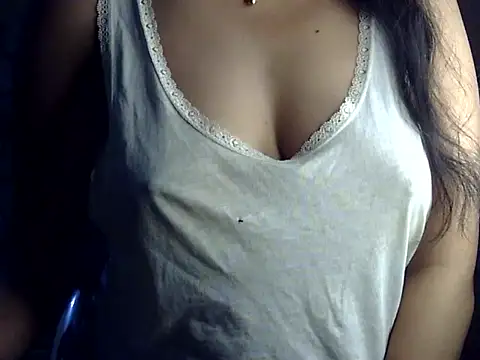 Snapshot of SiaraSiyA chatting on February 4, 2026, 5:52 pm SiaraSiyA online show from February 4, 2026, 5:52 pm