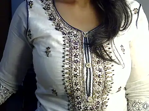 Snapshot of SiaraSiyA chatting on May 10, 2026, 4:56 pm SiaraSiyA online show from May 10, 2026, 4:56 pm