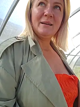 Marushka online show from September 25, 2025, 7:34 am