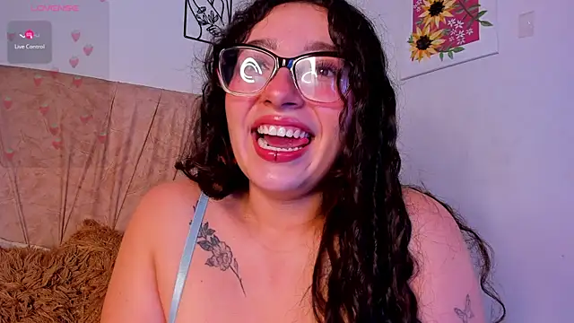Snapshot of sweet_p_ chatting on July 25, 2026, 10:18 pm sweet p online show from July 25, 2026, 10:18 pm