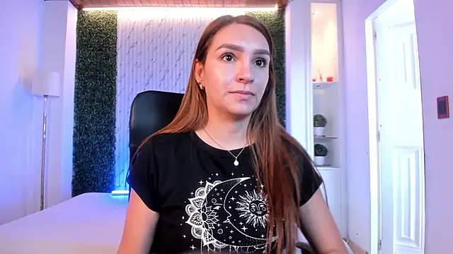 miataylorr1 online show from October 20, 2025, 12:16 pm