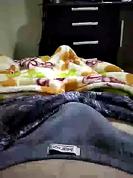 Snapshot of shiiank chatting on July 25, 2026, 2:31 am shiiank online show from July 25, 2026, 2:31 am
