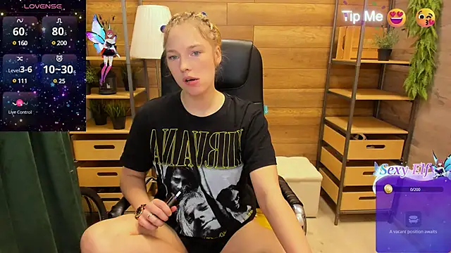 Snapshot of _fiona_Love chatting on February 5, 2025, 8:14 pm  fiona Love online show from February 5, 2025, 8:14 pm