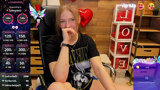 Snapshot of _fiona_Love chatting on March 11, 2025, 1:16 am  fiona Love online show from March 11, 2025, 1:16 am