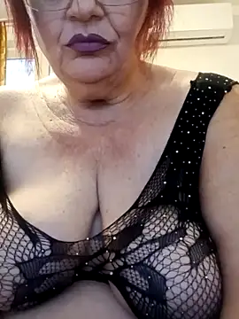 CALDA-AKIRA online show from September 25, 2025, 5:22 am