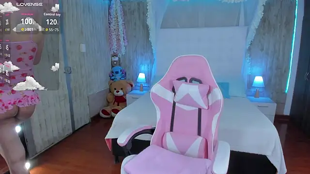 Snapshot of floryn_susana chatting on May 25, 2026, 9:43 pm floryn susana online show from May 25, 2026, 9:43 pm