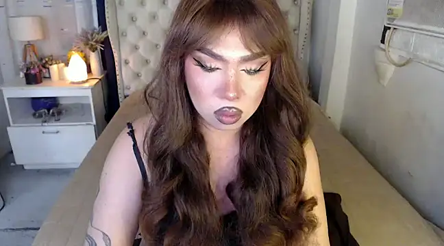 Snapshot of RebecaNextToYou chatting on January 5, 2025, 8:42 pm RebecaNextToYou online show from January 5, 2025, 8:42 pm