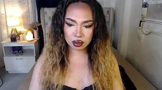 Snapshot of RebecaNextToYou chatting on January 6, 2025, 5:49 pm RebecaNextToYou online show from January 6, 2025, 5:49 pm