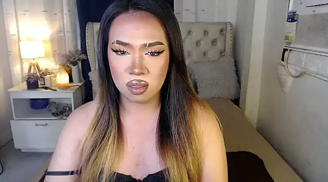 Snapshot of RebecaNextToYou chatting on January 11, 2025, 5:18 pm RebecaNextToYou online show from January 11, 2025, 5:18 pm