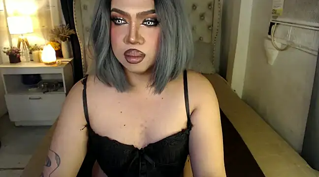 Snapshot of RebecaNextToYou chatting on January 19, 2025, 5:18 pm RebecaNextToYou online show from January 19, 2025, 5:18 pm