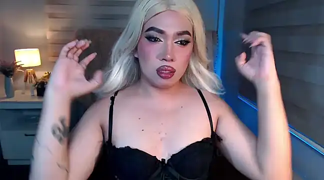 Snapshot of RebecaNextToYou chatting on February 26, 2025, 4:24 pm RebecaNextToYou online show from February 26, 2025, 4:24 pm