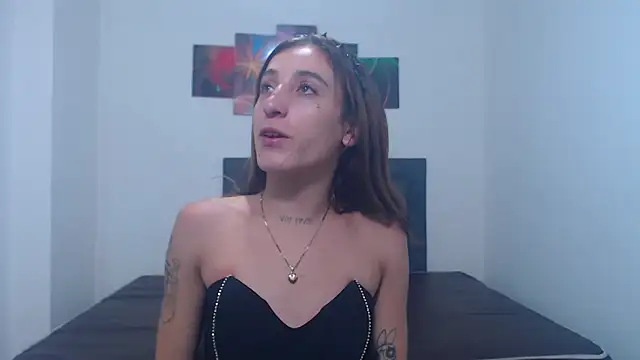 andreahhill online show from September 27, 2025, 10:26 pm