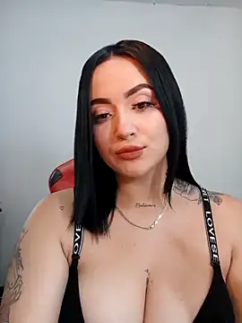 mia anyeli online show from September 9, 2025, 8:52 pm