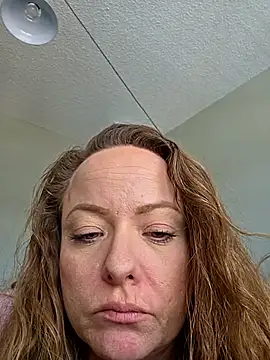 julimonroe online show from March 7, 2026, 6:05 pm