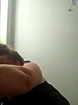 julimonroe online show from March 18, 2026, 2:20 pm