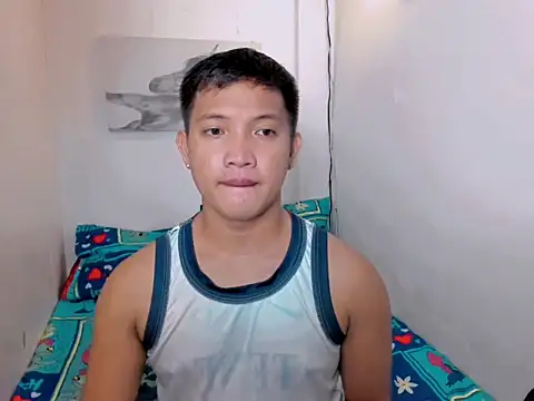 xSebastian19 online show from October 16, 2025, 4:08 pm