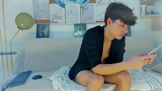 logan thomas online show from February 2, 2026, 6:50 pm