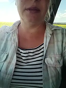 Saysomething3 online show from April 19, 2026, 10:03 am