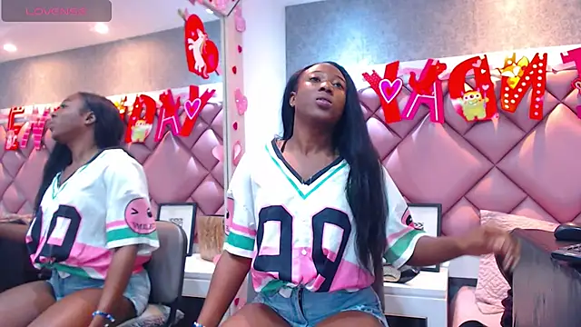 DanielaDuff online show from September 27, 2025, 7:52 pm