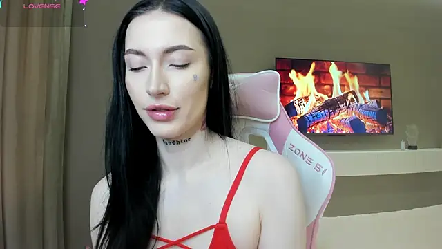 JenniferQueen11 online show from February 28, 2026, 11:00 am