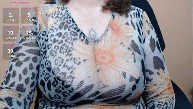 Snapshot of Hellensextits chatting on February 22, 2025, 9:23 am Hellensextits online show from February 22, 2025, 9:23 am